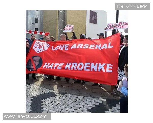 耐克签约足球明星排行榜揭晓谁是当今足坛最闪耀的巨星